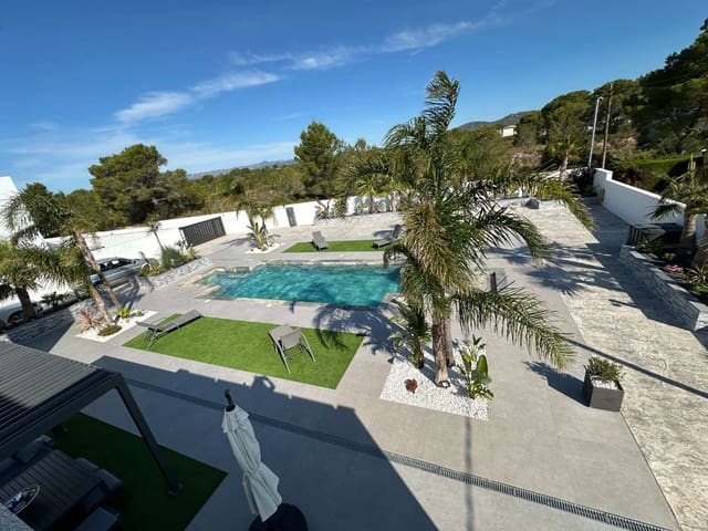 4 chambre Villa/Maison à vendre à L'Ametlla de Mar avec piscine garage - 1 300 000 € (Ref: 9943909)