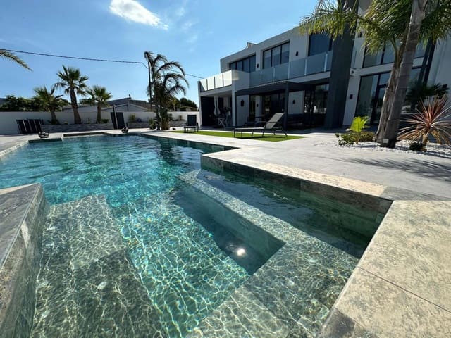 4 chambre Villa/Maison à vendre à L'Ametlla de Mar avec piscine garage - 1 300 000 € (Ref: 9943909)