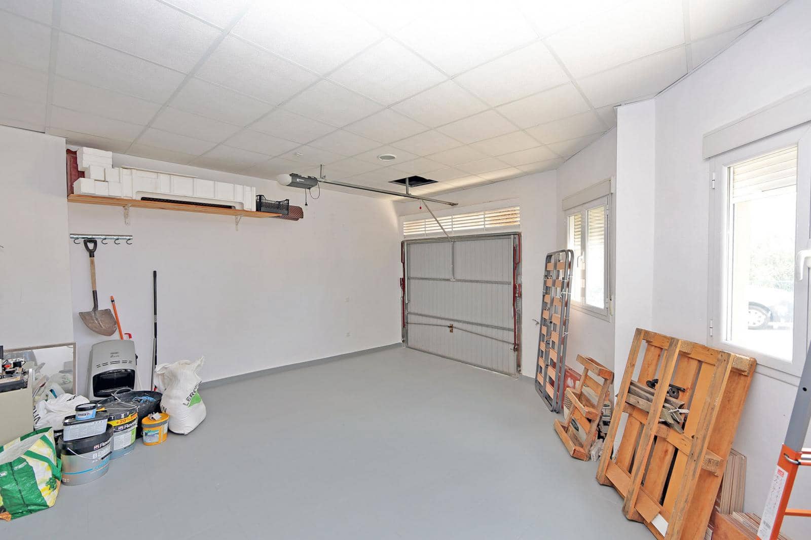 Chalet de 3 habitaciones en Guardamar de la Safor en venta con garaje - 295.000 € (Ref: 10054432)