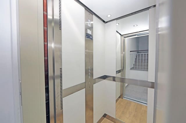 3 soverom Villa til salgs i Guardamar de la Safor med garasje - € 295 000 (Ref: 10054432)