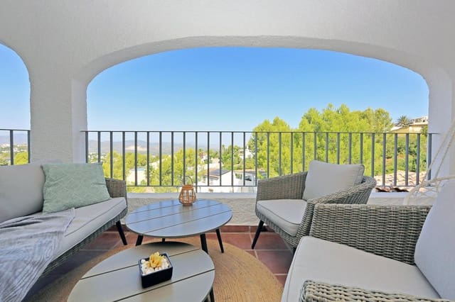 Chalet de 4 habitaciones en Dénia en venta con piscina garaje - 575.000 € (Ref: 10062322)