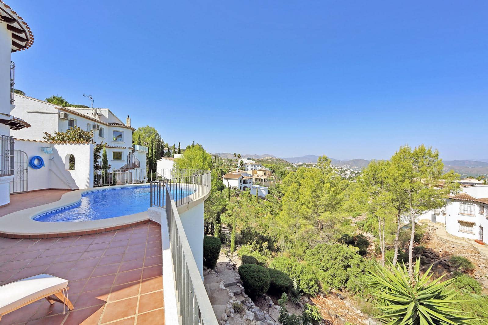 4 slaapkamer Villa te koop in Denia met zwembad garage - € 575.000 (Ref: 10062322)