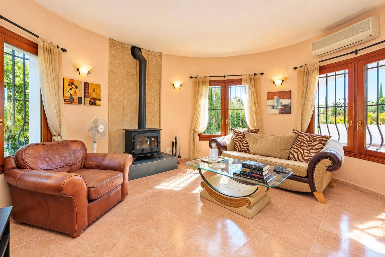 3 chambre Villa/Maison à vendre à Denia avec piscine garage - 380 000 € (Ref: 10113524)