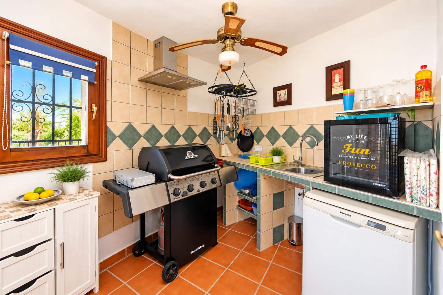 4 soveværelse Villa til salg i Denia med swimmingpool - € 550.000 (Ref: 10160252)