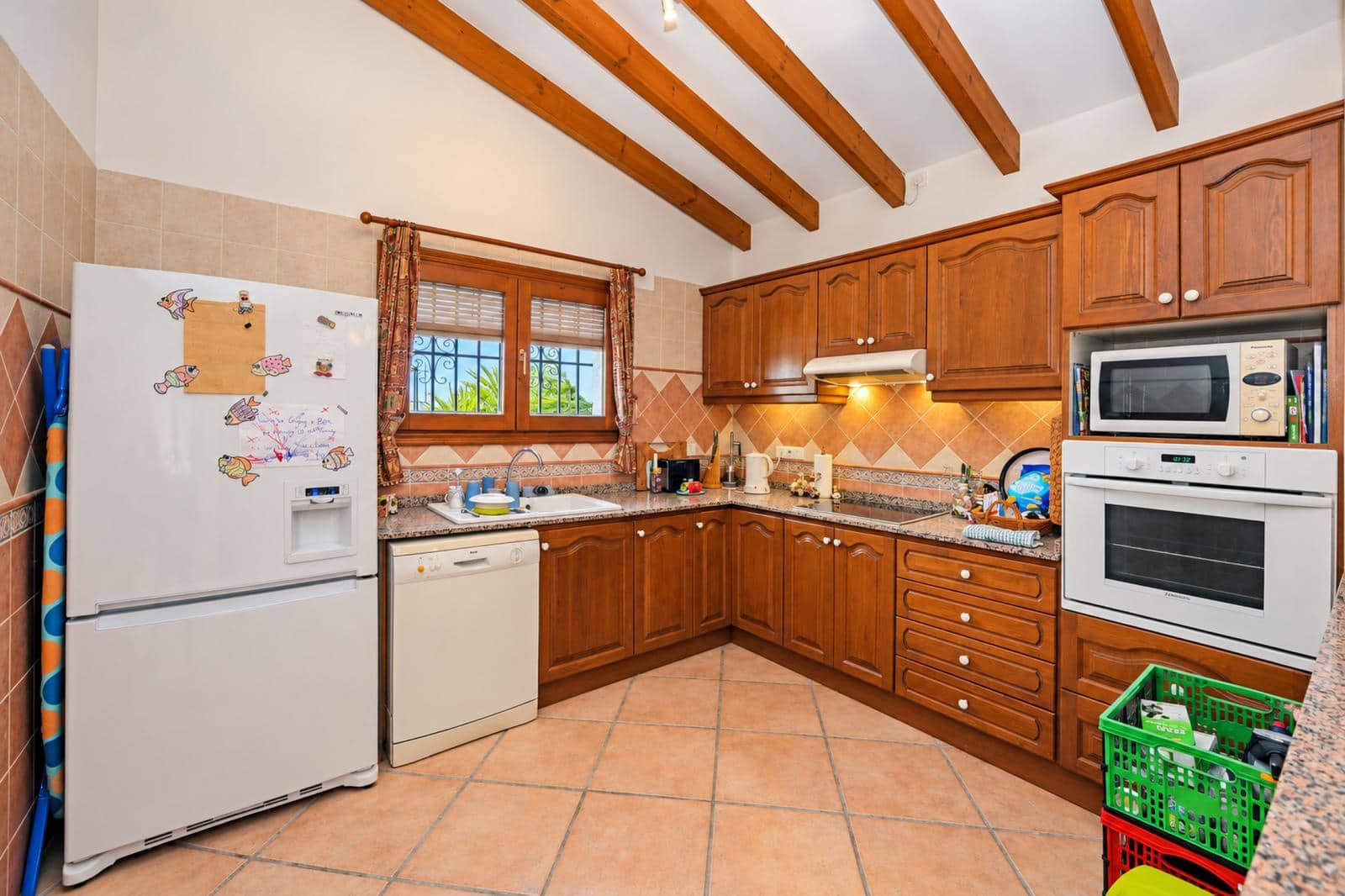 4 soveværelse Villa til salg i Denia med swimmingpool - € 550.000 (Ref: 10160252)