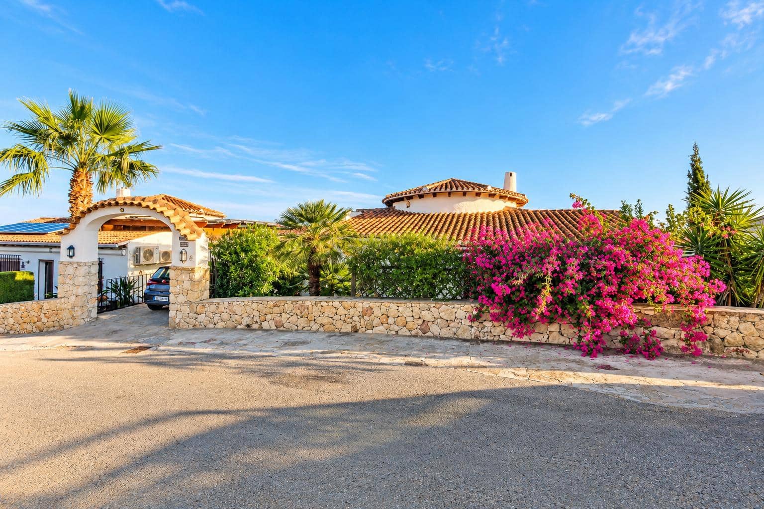 4 soveværelse Villa til salg i Denia med swimmingpool - € 550.000 (Ref: 10160252)