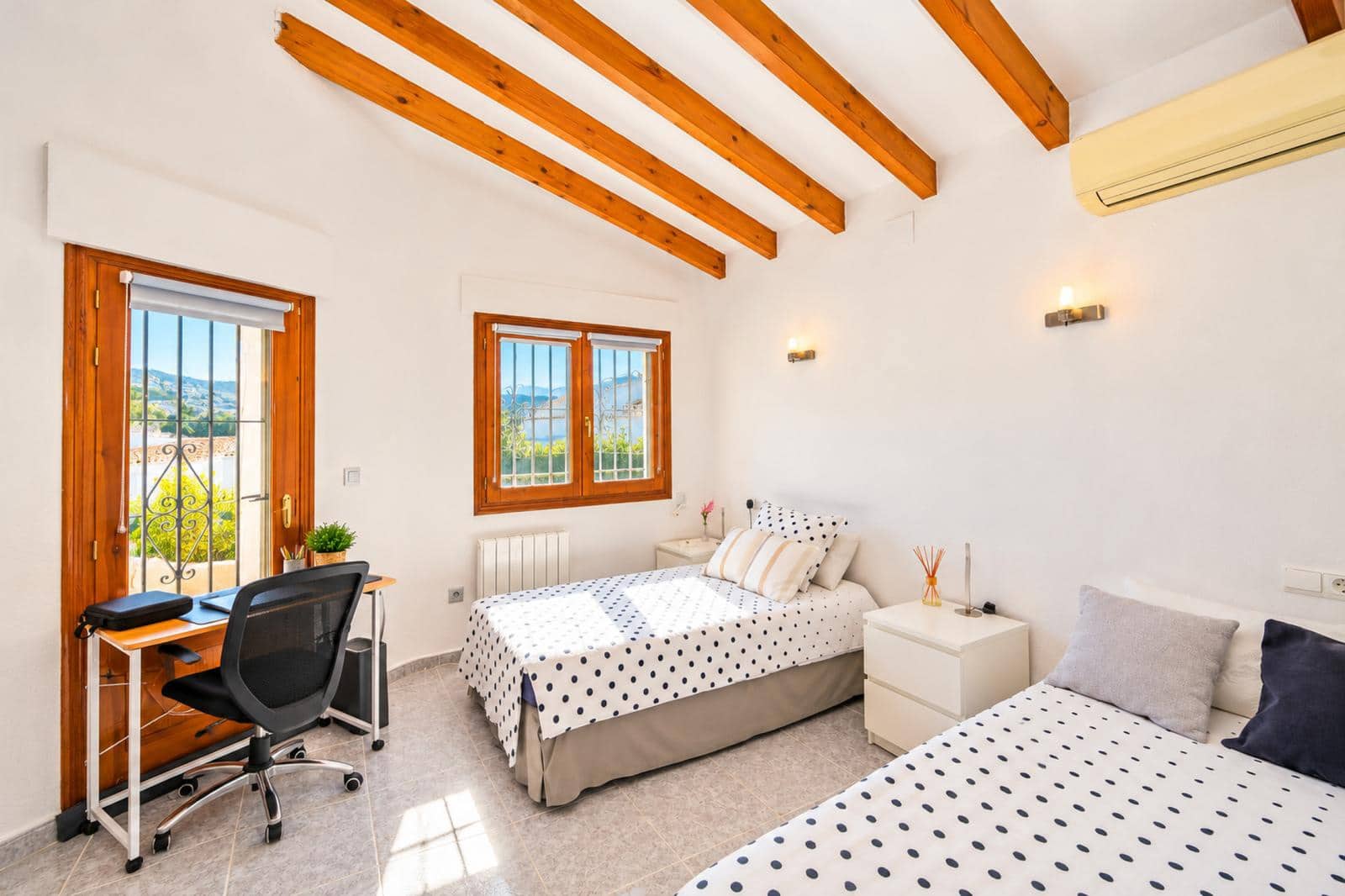 3 slaapkamer Villa te koop in Denia met zwembad garage - € 420.000 (Ref: 10185445)