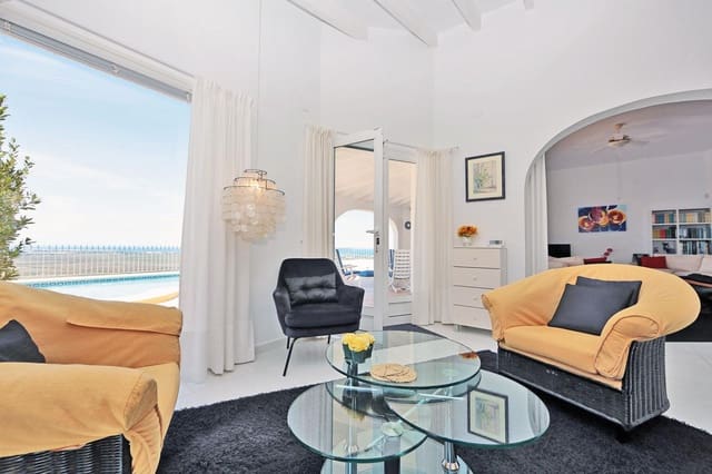 4 slaapkamer Villa te koop in Dénia met zwembad - € 599.000 (Ref: 8990200)