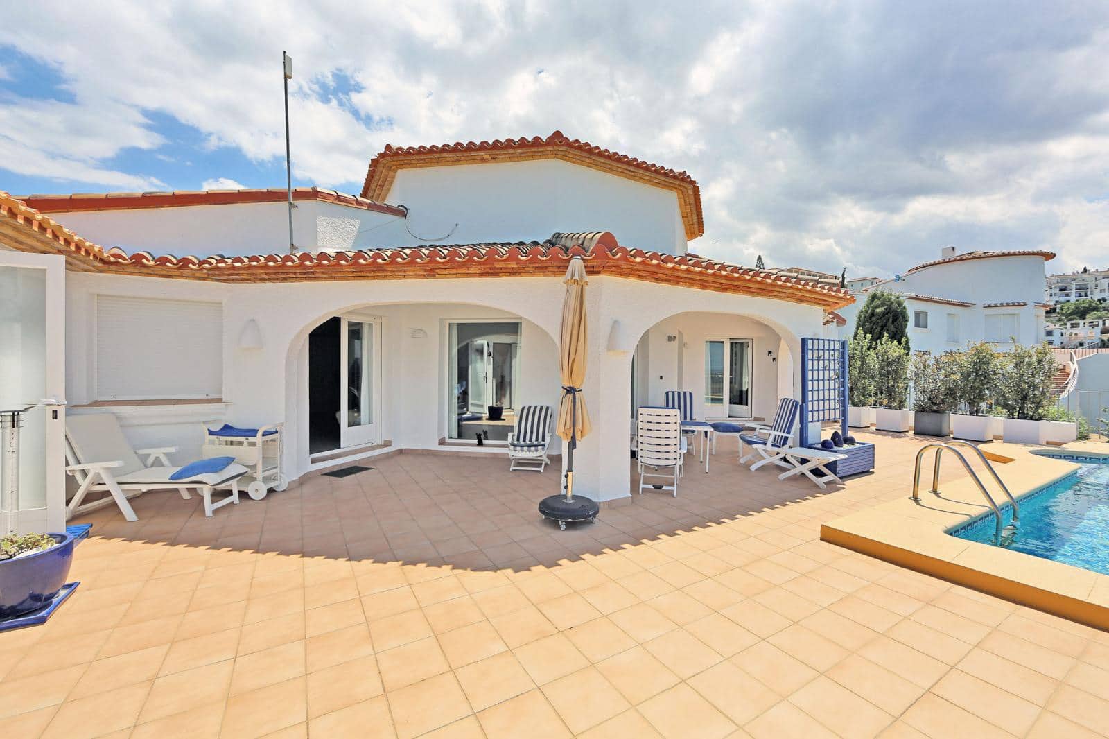 4 slaapkamer Villa te koop in Denia met zwembad - € 599.000 (Ref: 8990200)