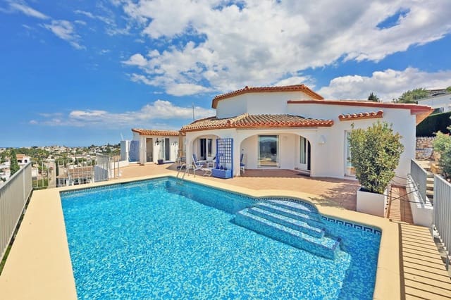 4 slaapkamer Villa te koop in Dénia met zwembad - € 599.000 (Ref: 8990200)