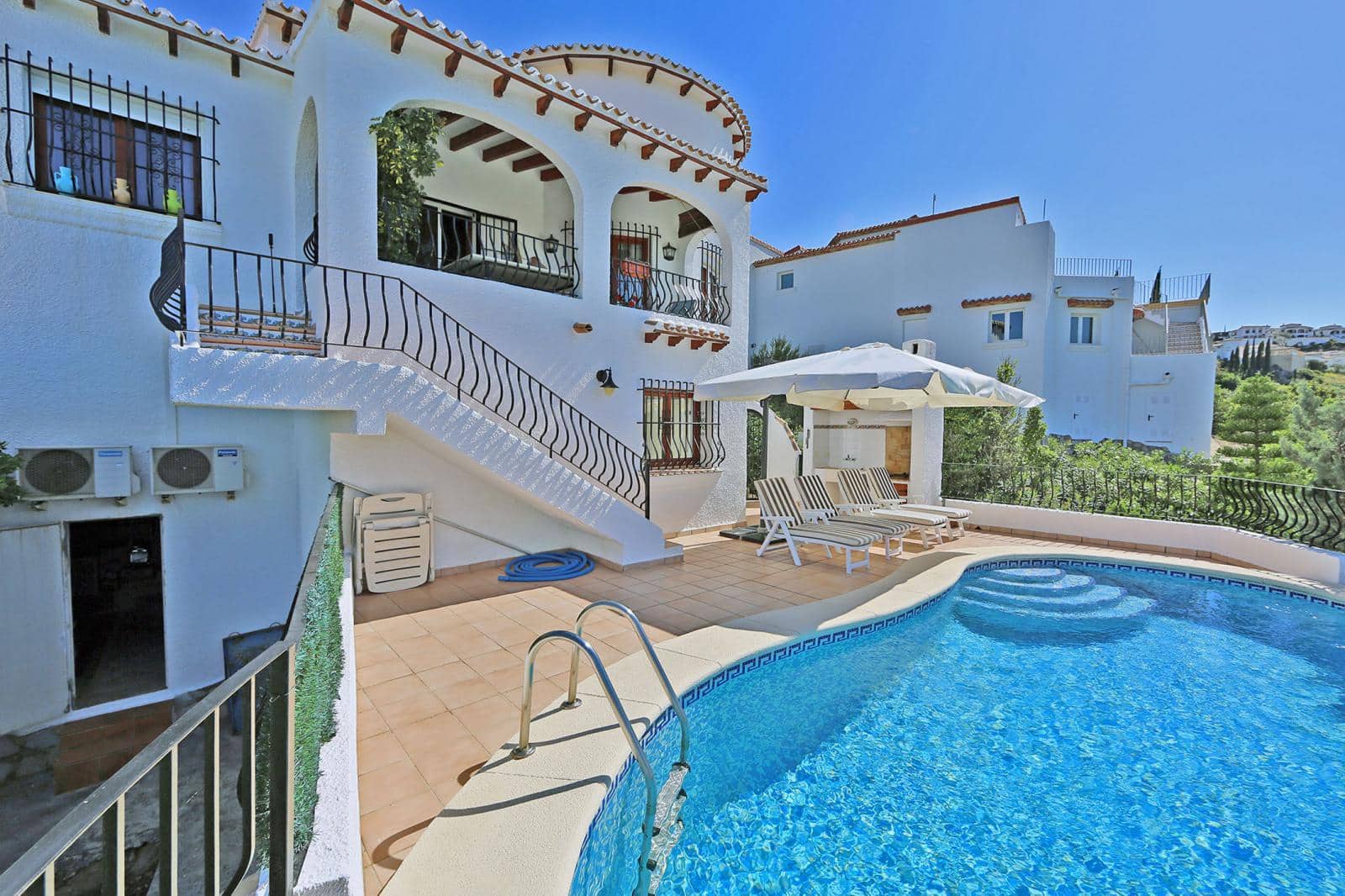 3 sovrum Villa till salu i Denia - 450 000 € (Ref: 9013372)