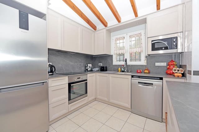 3 sovrum Villa till salu i Dénia med pool - 429 000 € (Ref: 9168857)