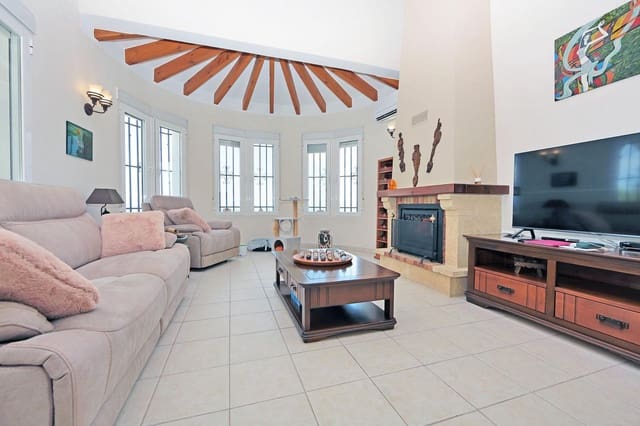 3 sovrum Villa till salu i Dénia med pool - 429 000 € (Ref: 9168857)