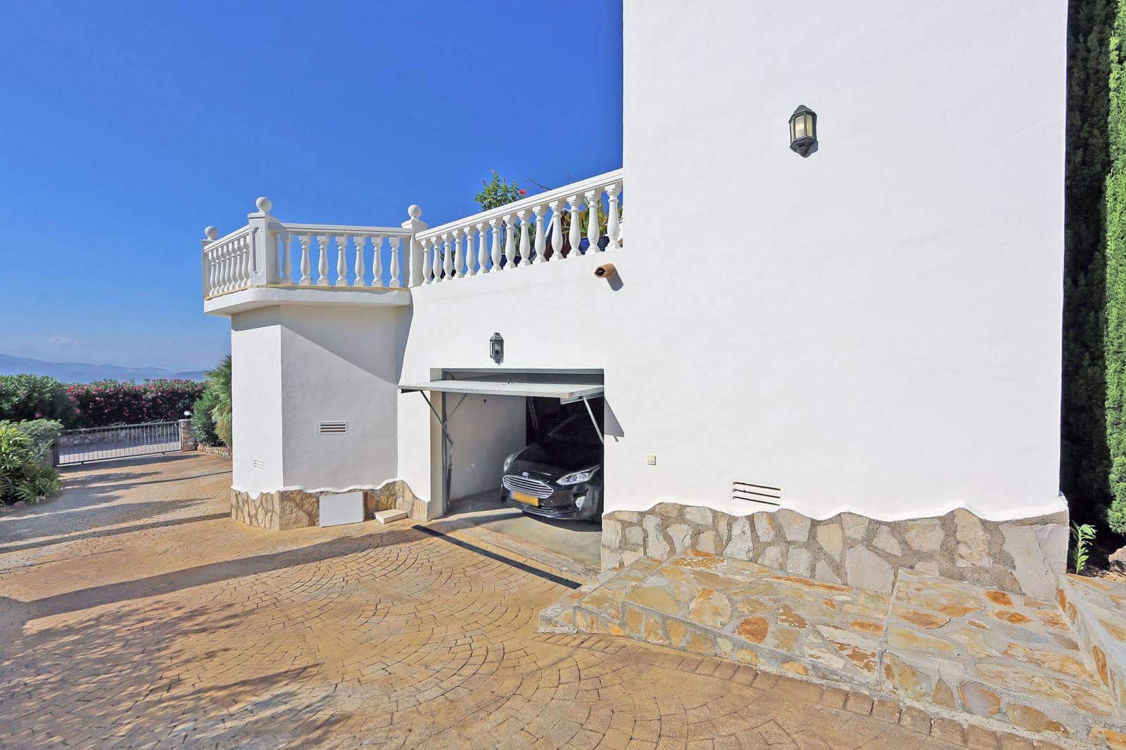 3 sovrum Villa till salu i Denia med pool garage - 550 000 € (Ref: 9205641)
