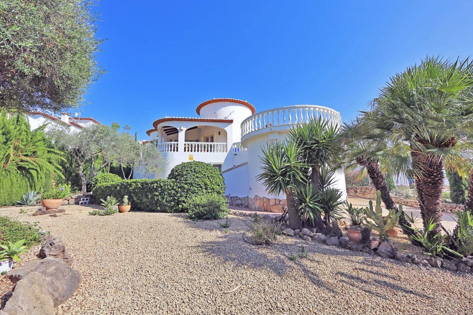 3 sovrum Villa till salu i Denia med pool garage - 550 000 € (Ref: 9205641)