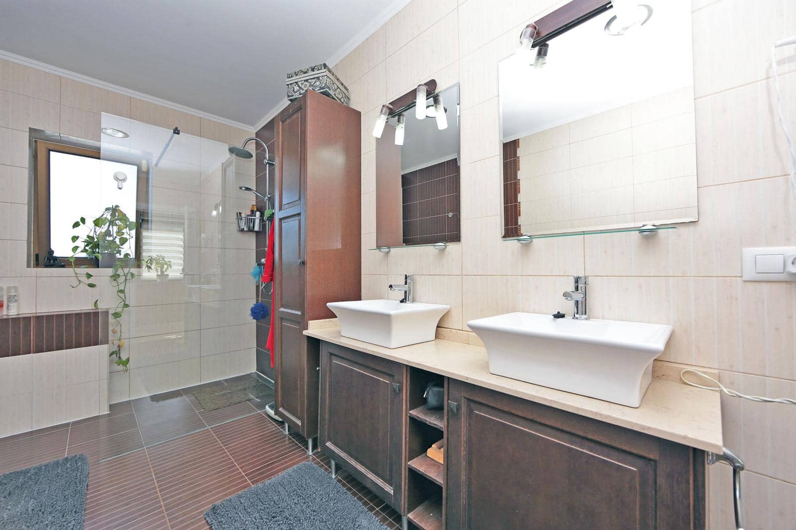 5 bedroom Villa for sale in Denia with pool garage - € 749,000 (Ref: 9288406)