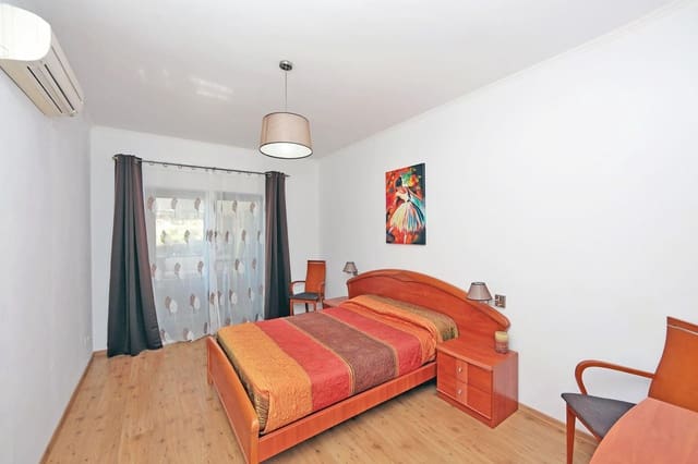 5 bedroom Villa for sale in Dénia with pool garage - € 749,000 (Ref: 9288406)