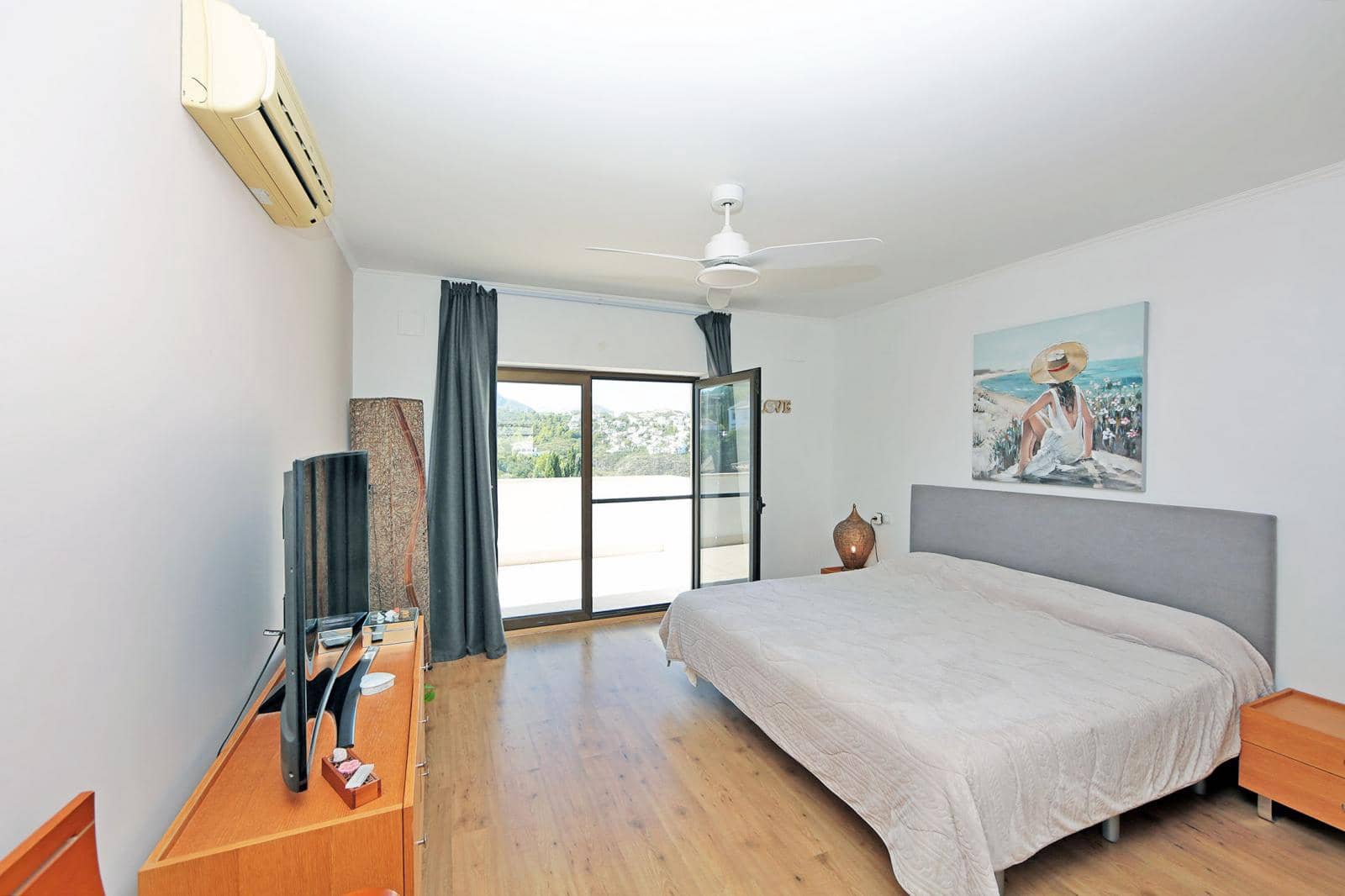 5 bedroom Villa for sale in Denia with pool garage - € 749,000 (Ref: 9288406)