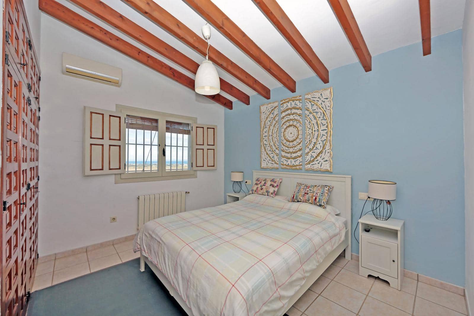 Chalet de 3 habitaciones en Dénia en venta con piscina - 450.000 € (Ref: 9413108)