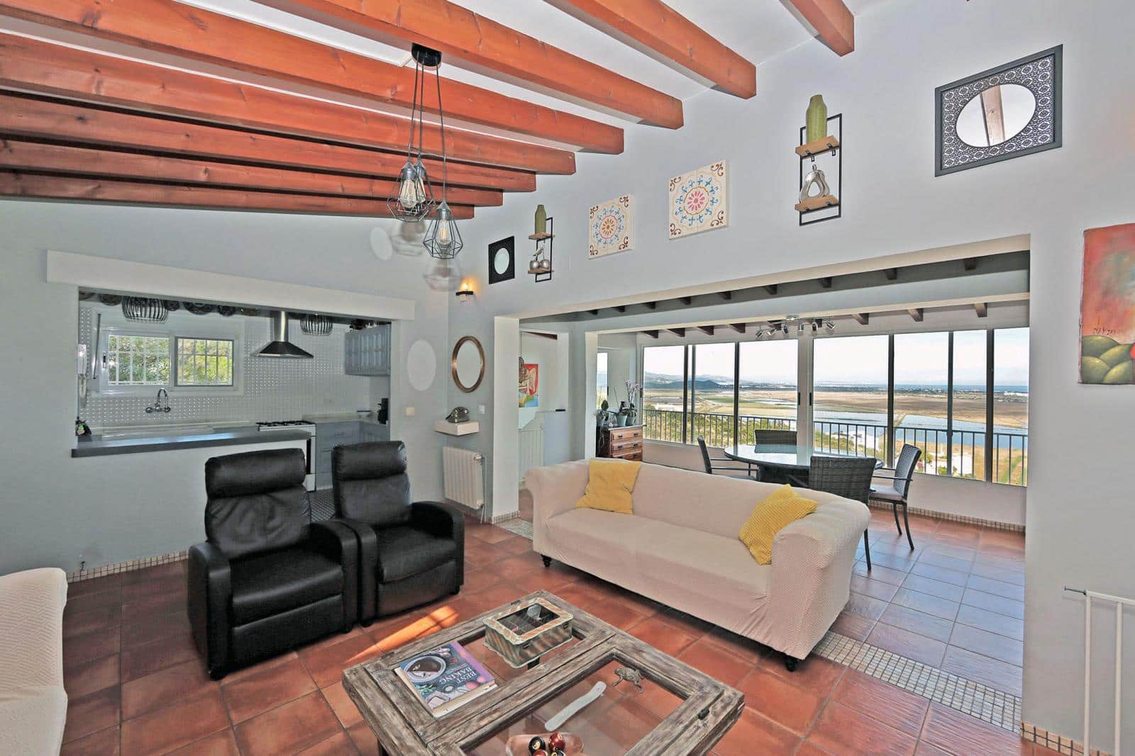 Chalet de 3 habitaciones en Dénia en venta con piscina - 450.000 € (Ref: 9413108)