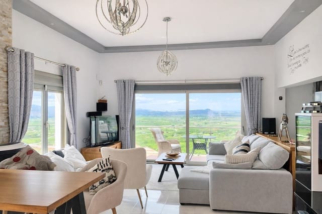 4 sovrum Villa till salu i Dénia med pool - 600 000 € (Ref: 9645550)