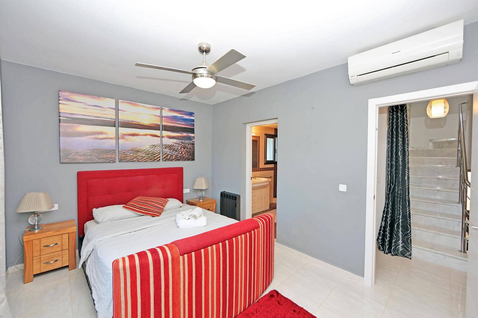 4 bedroom Villa for sale in Denia with pool - € 600,000 (Ref: 9645550)