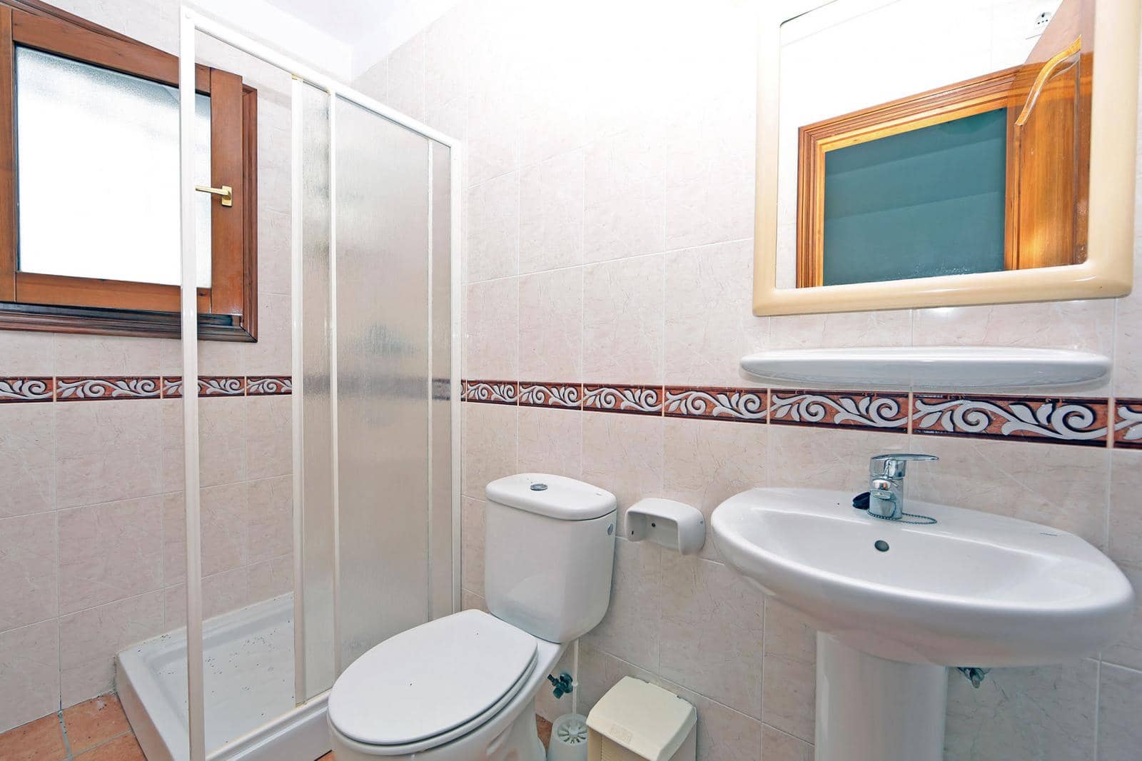 Chalet de 4 habitaciones en Dénia en venta con piscina - 349.000 € (Ref: 9656961)