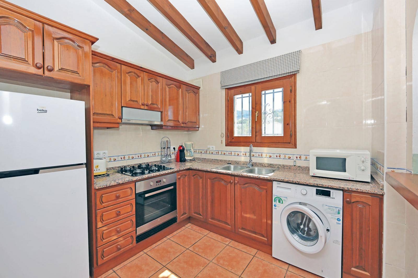 Chalet de 4 habitaciones en Dénia en venta con piscina - 349.000 € (Ref: 9656961)