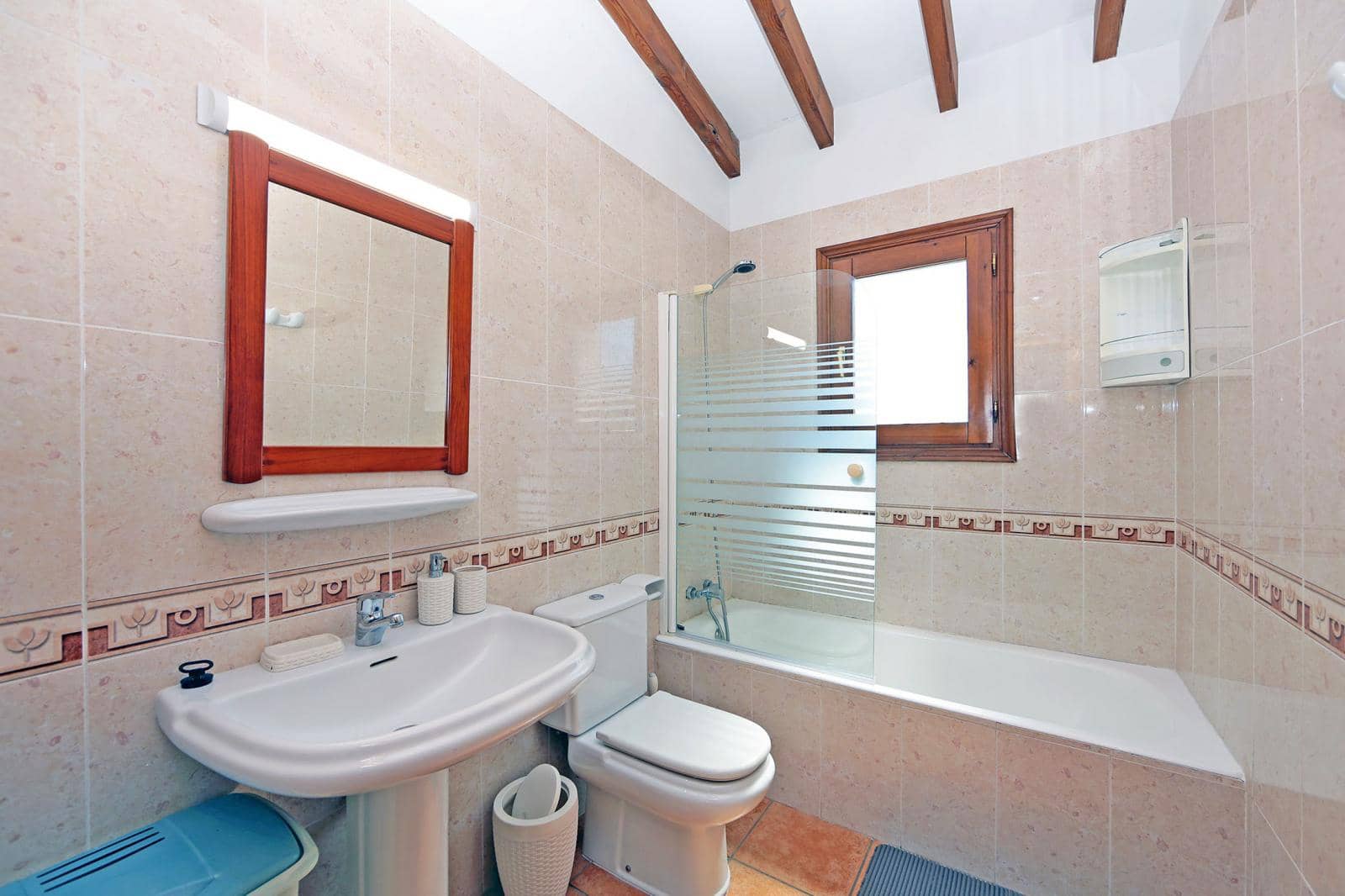 Chalet de 4 habitaciones en Dénia en venta con piscina - 349.000 € (Ref: 9656961)