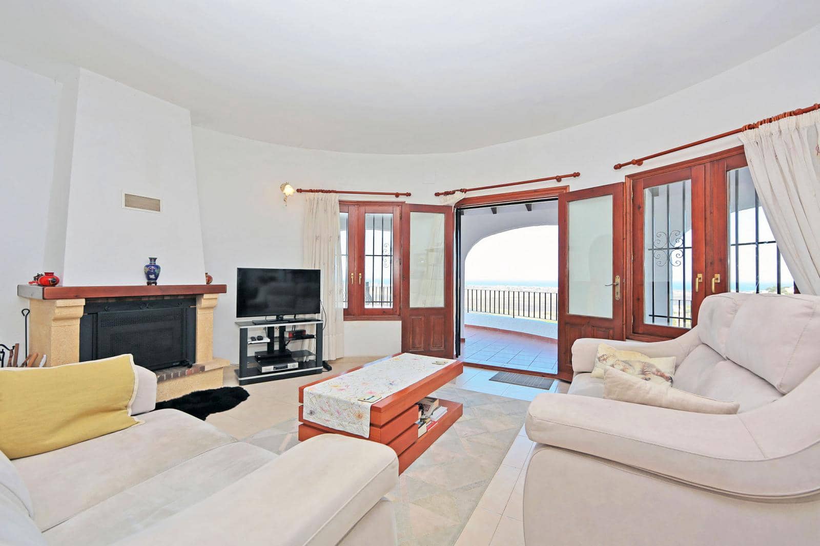 4 Zimmer Villa zu verkaufen in Denia mit Pool - 475.000 € (Ref: 9715338)