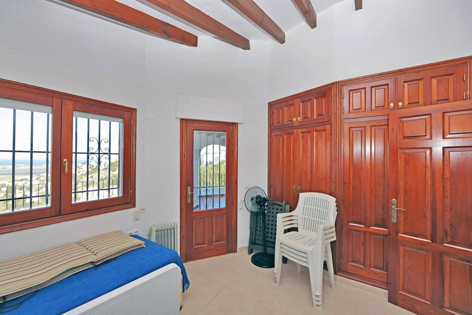 4 Zimmer Villa zu verkaufen in Denia mit Pool - 475.000 € (Ref: 9715338)