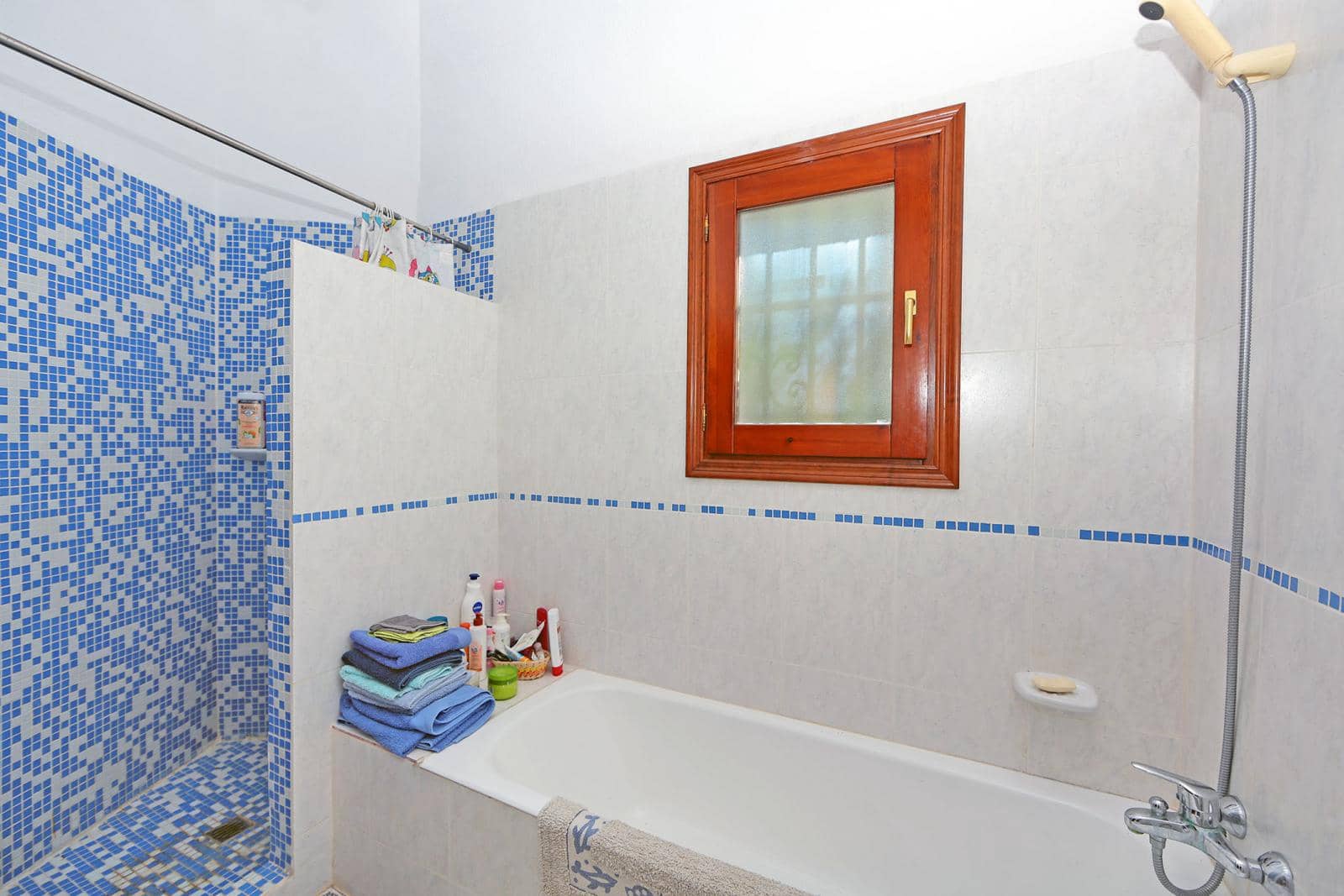 4 Zimmer Villa zu verkaufen in Denia mit Pool - 475.000 € (Ref: 9715338)