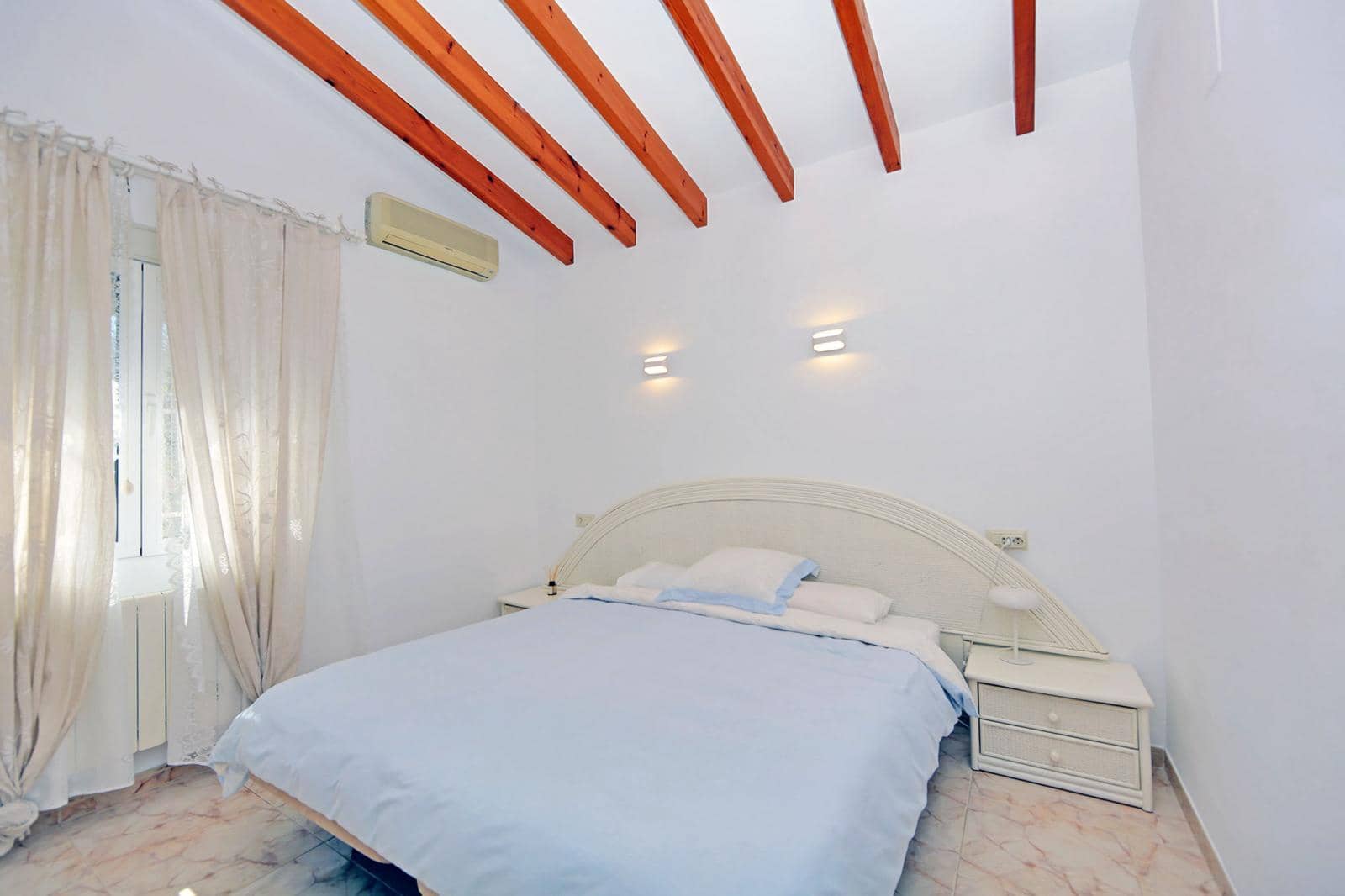 3 bedroom Villa for sale in Denia with pool garage - € 498,000 (Ref: 9723501)