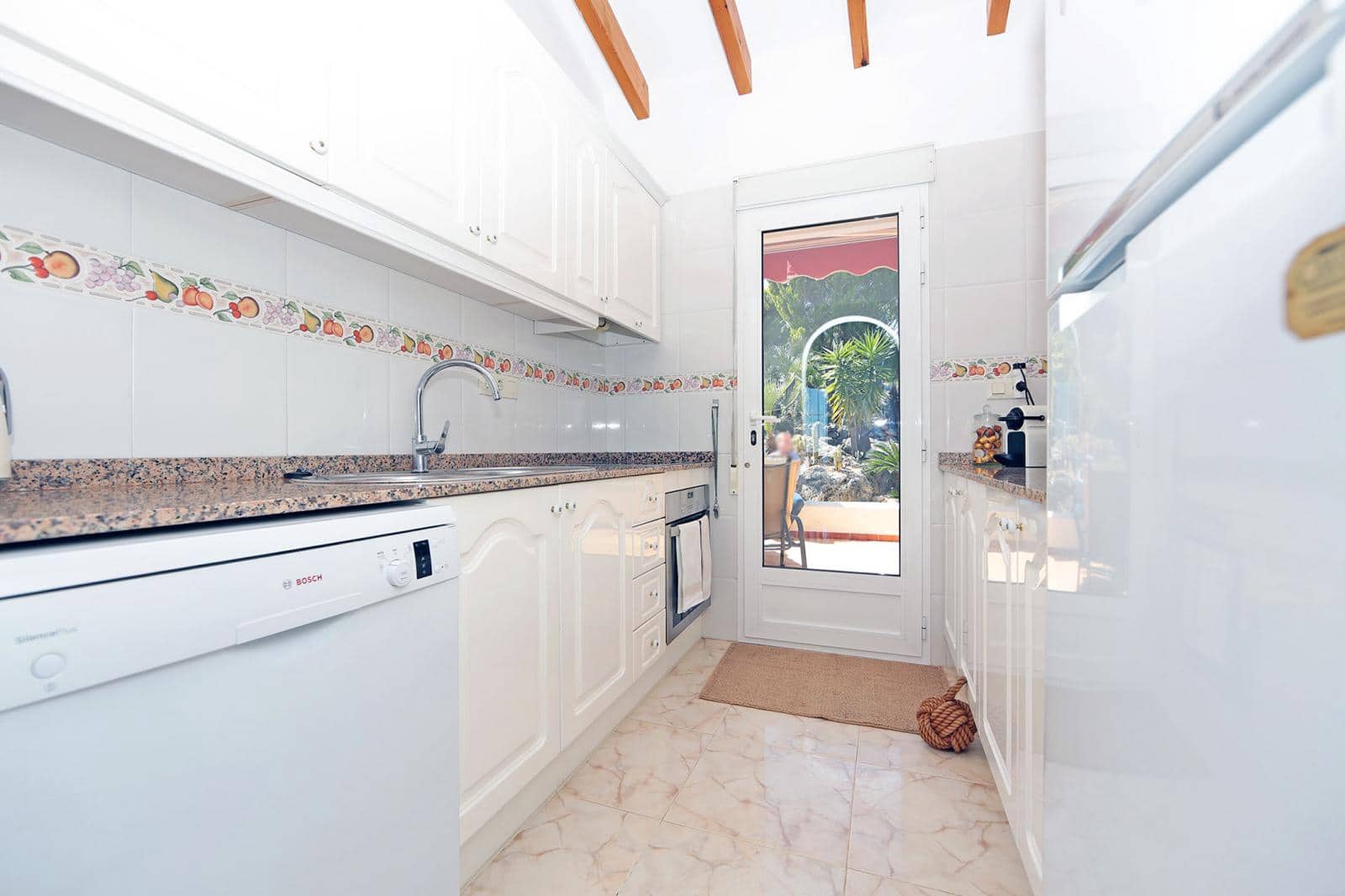 3 bedroom Villa for sale in Denia with pool garage - € 498,000 (Ref: 9723501)