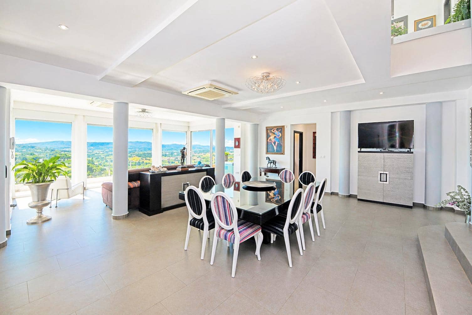 5 soveværelse Villa til salg i Denia med swimmingpool garage - € 890.000 (Ref: 9780511)