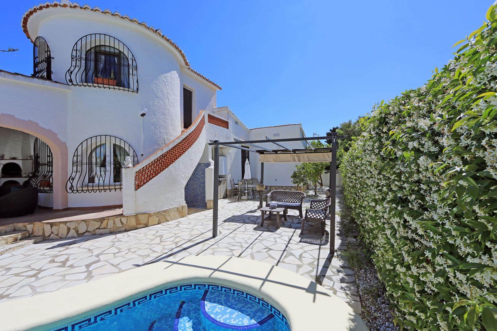 3 bedroom Villa for sale in Els Poblets with pool - € 439,000 (Ref: 9833015)
