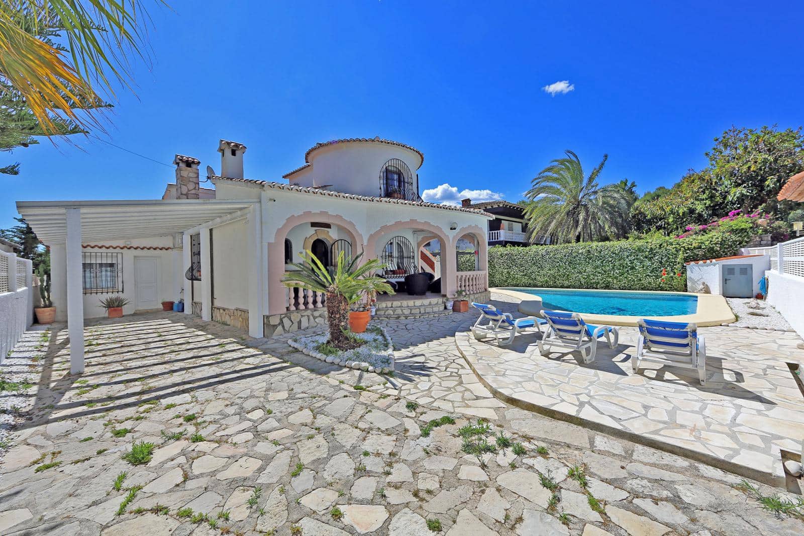 3 bedroom Villa for sale in Els Poblets with pool - € 439,000 (Ref: 9833015)