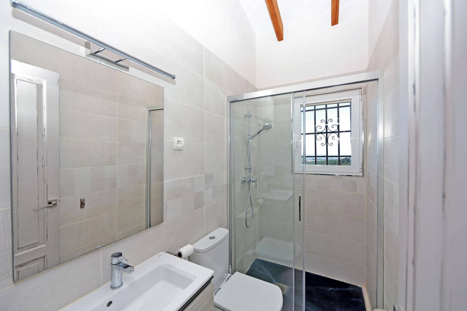 4 bedroom Villa for sale in Denia with pool - € 485,000 (Ref: 9867304)