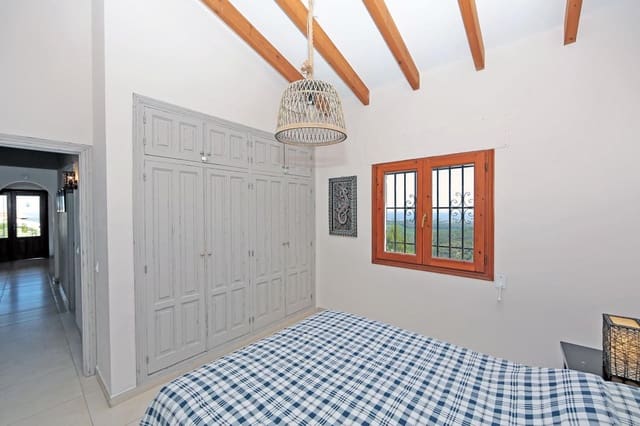 4 bedroom Villa for sale in Dénia with pool - € 485,000 (Ref: 9867304)
