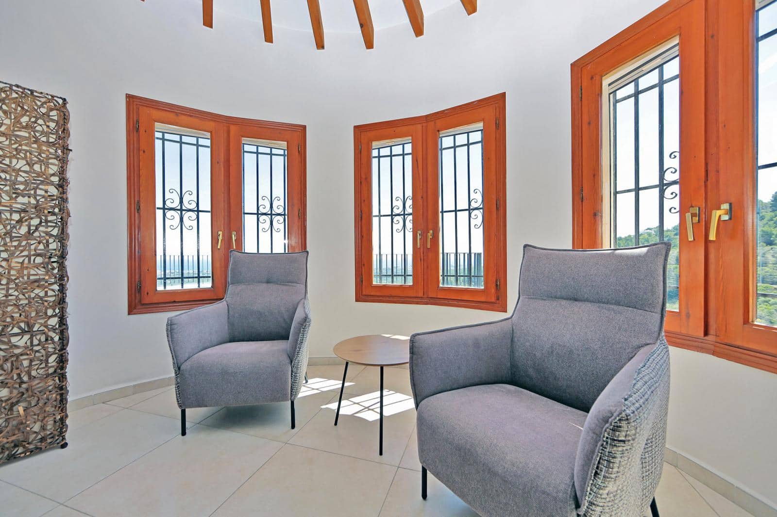 4 bedroom Villa for sale in Denia with pool - € 485,000 (Ref: 9867304)