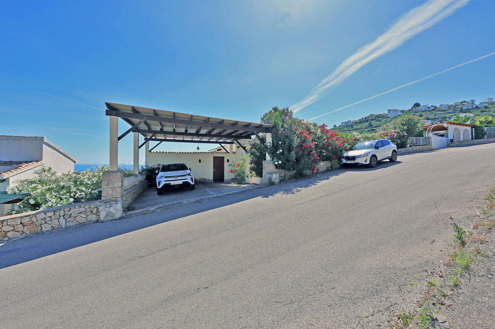 4 bedroom Villa for sale in Denia with pool - € 485,000 (Ref: 9867304)