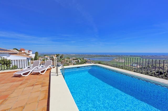 4 bedroom Villa for sale in Dénia with pool - € 485,000 (Ref: 9867304)
