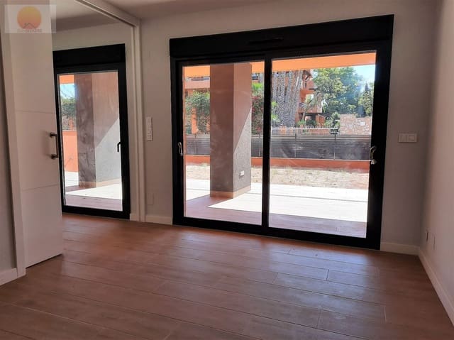 2 makuuhuone Huoneisto myytävänä paikassa San Miguel de Salinas mukana uima-altaan 
autotalli - 201 000 € (Ref: 5559945)