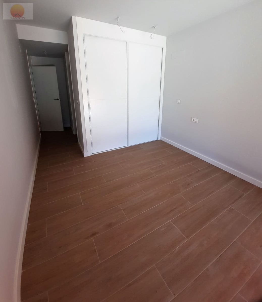 2 makuuhuone Huoneisto myytävänä paikassa San Miguel de Salinas mukana uima-altaan 
autotalli - 201 000 € (Ref: 5559945)