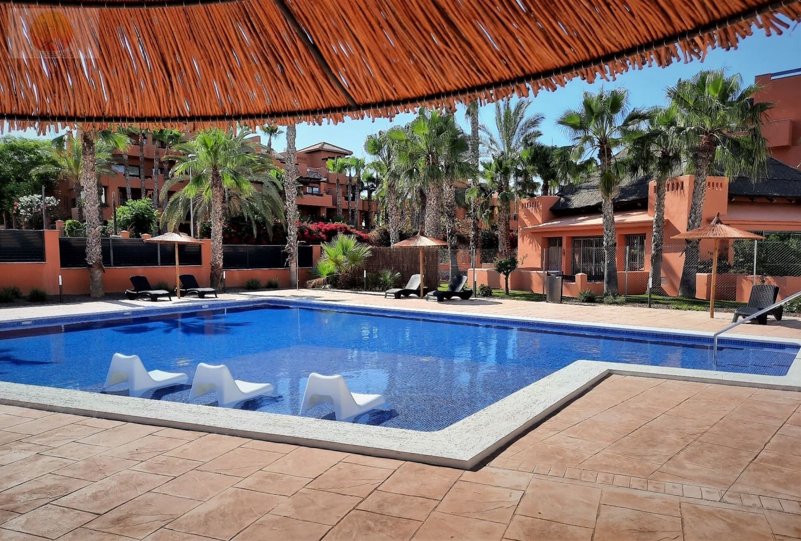 2 makuuhuone Huoneisto myytävänä paikassa San Miguel de Salinas mukana uima-altaan 
autotalli - 201 000 € (Ref: 5559945)