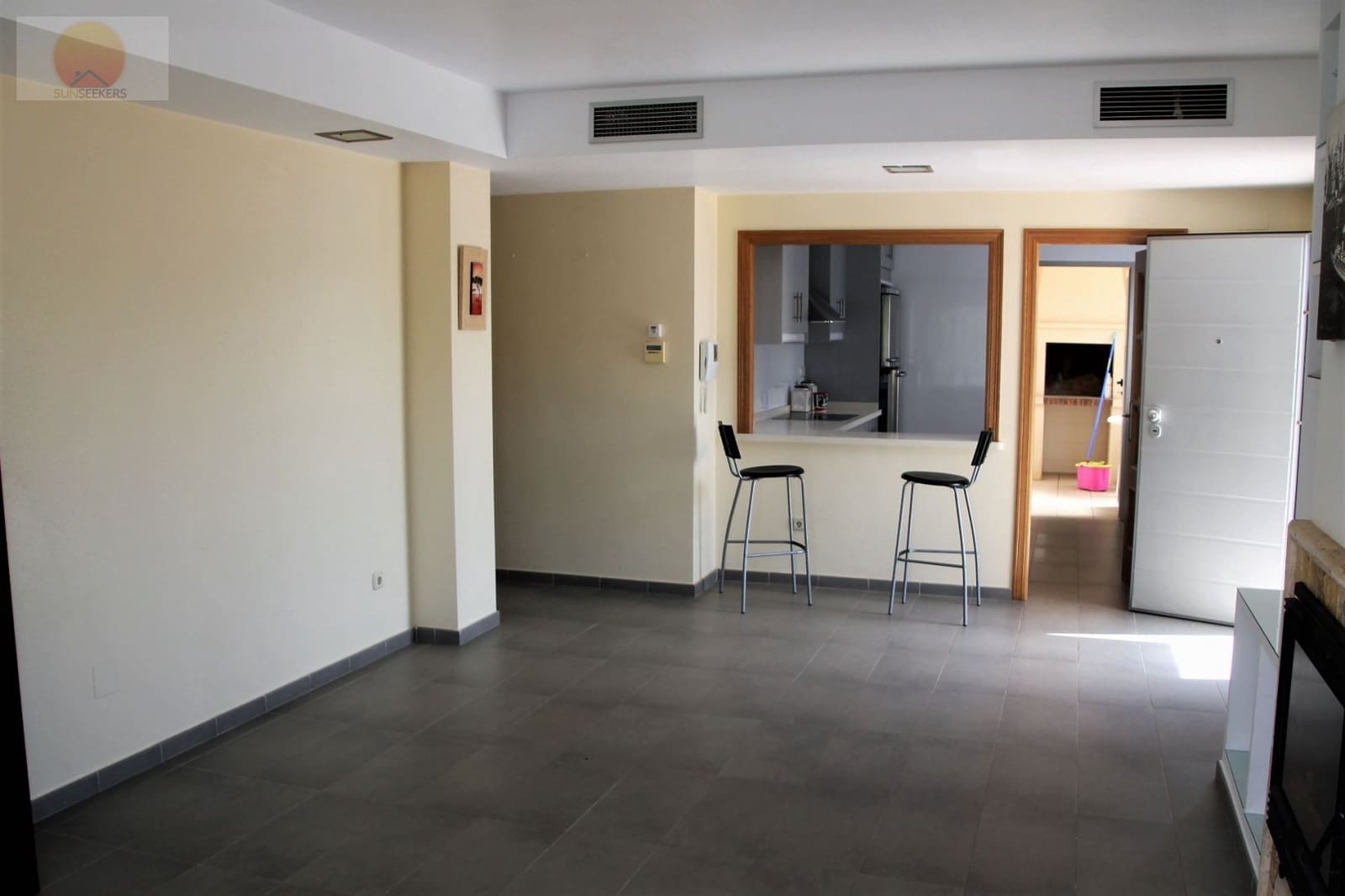 4 bedroom Apartment for sale in Torre de la Horadada with garage - € 380,000 (Ref: 6574291)