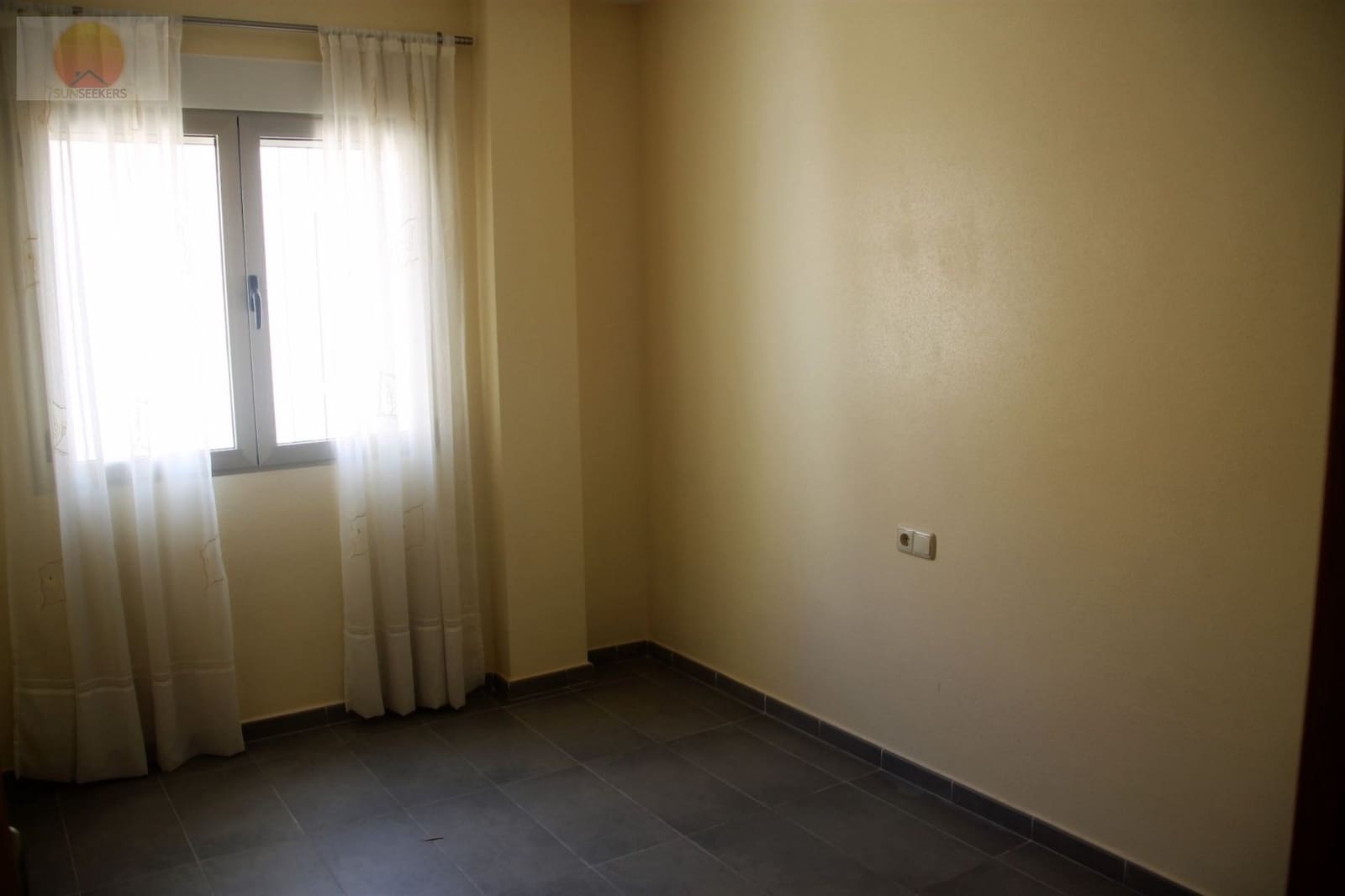 4 bedroom Apartment for sale in Torre de la Horadada with garage - € 380,000 (Ref: 6574291)