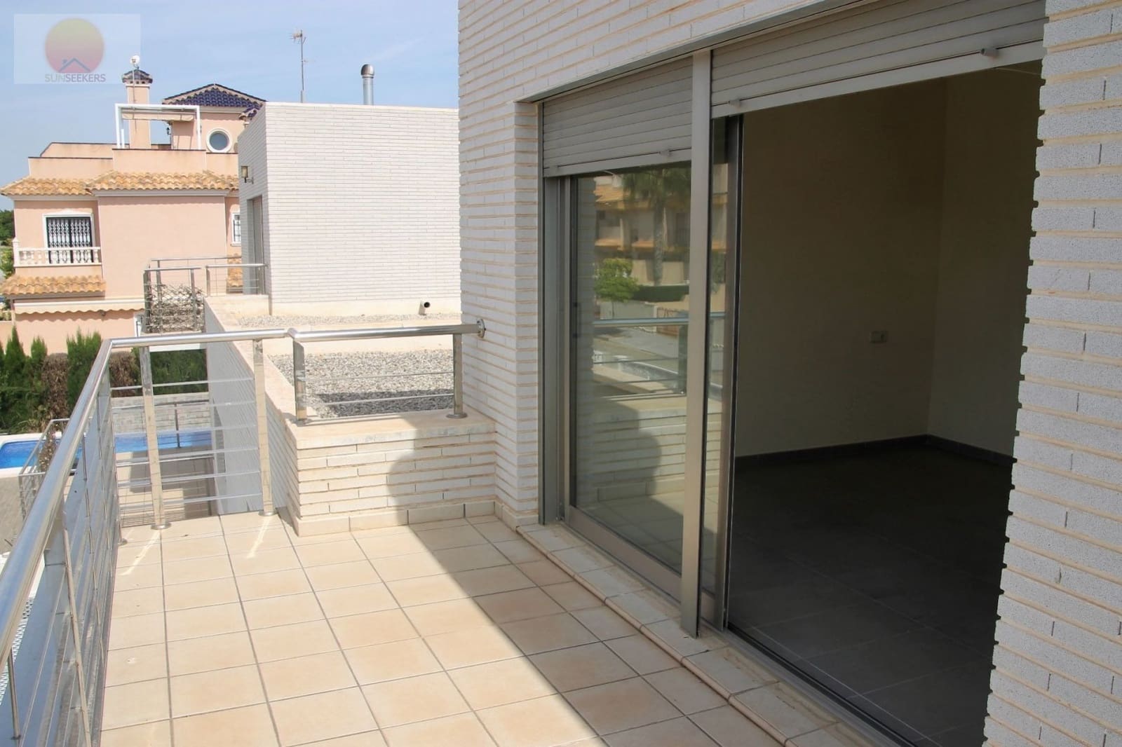 4 bedroom Apartment for sale in Torre de la Horadada with garage - € 380,000 (Ref: 6574291)