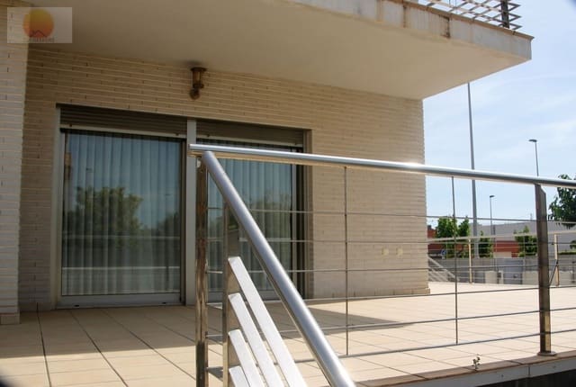 4 bedroom Apartment for sale in Torre de la Horadada, Pilar de la Horadada with garage - € 380,000 (Ref: 6574291)