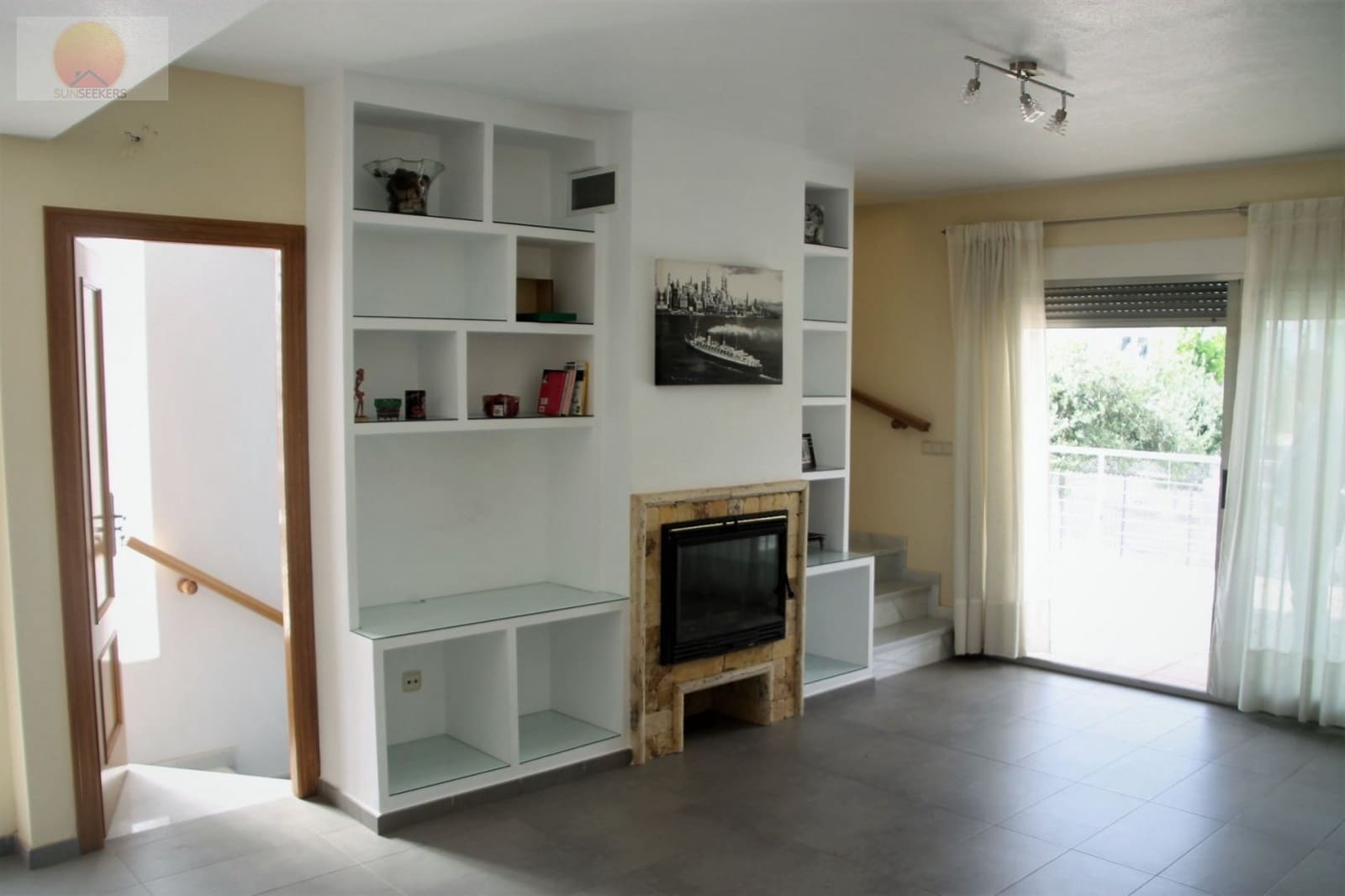 4 bedroom Apartment for sale in Torre de la Horadada with garage - € 380,000 (Ref: 6574291)